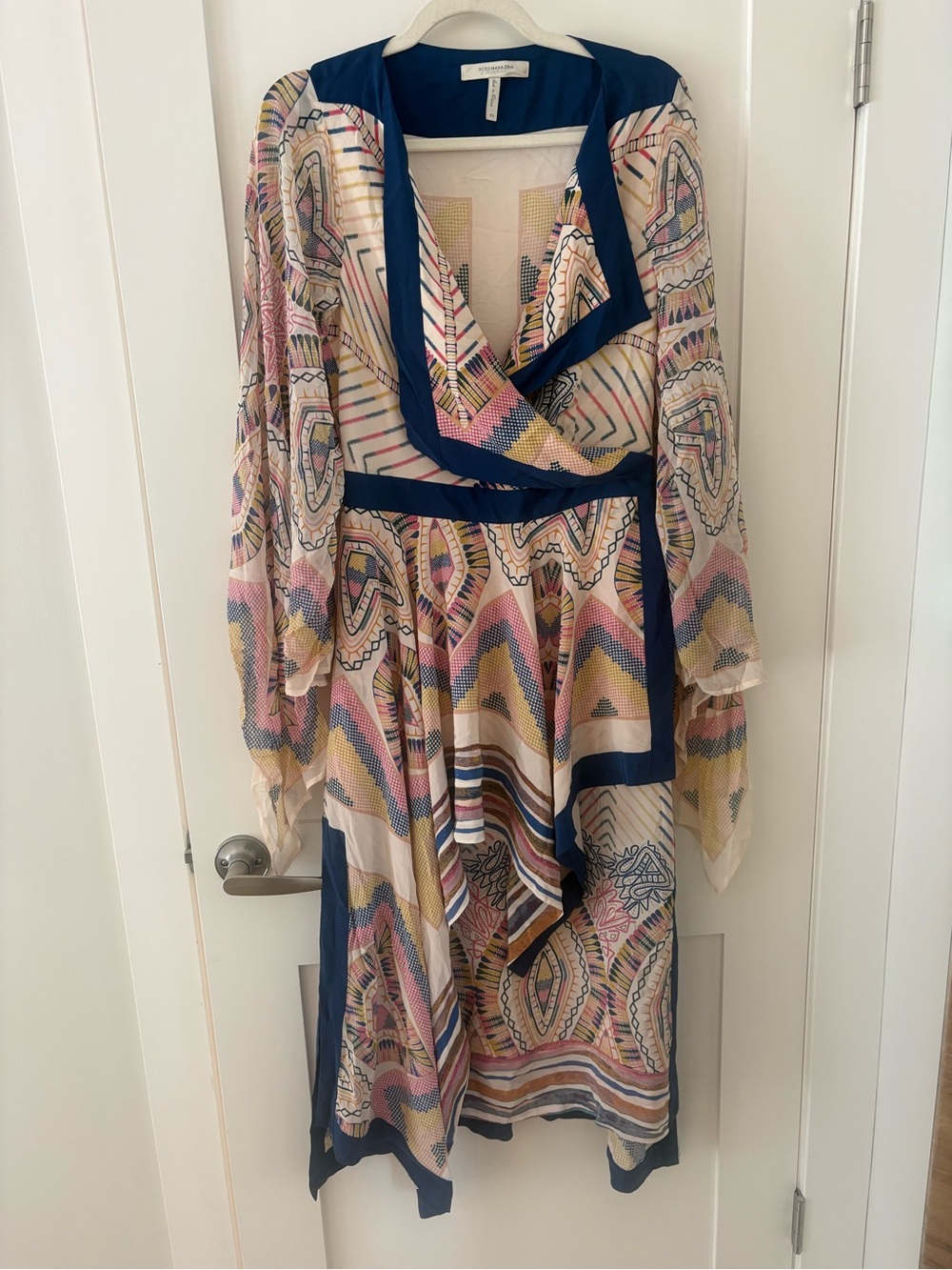 BCBGMAXAZRIA RUNWAY Geometric Silk-Trim Dress flutter sleeves XS